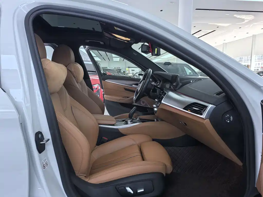 BMW 5 Series (Import) — миниатюра 12
