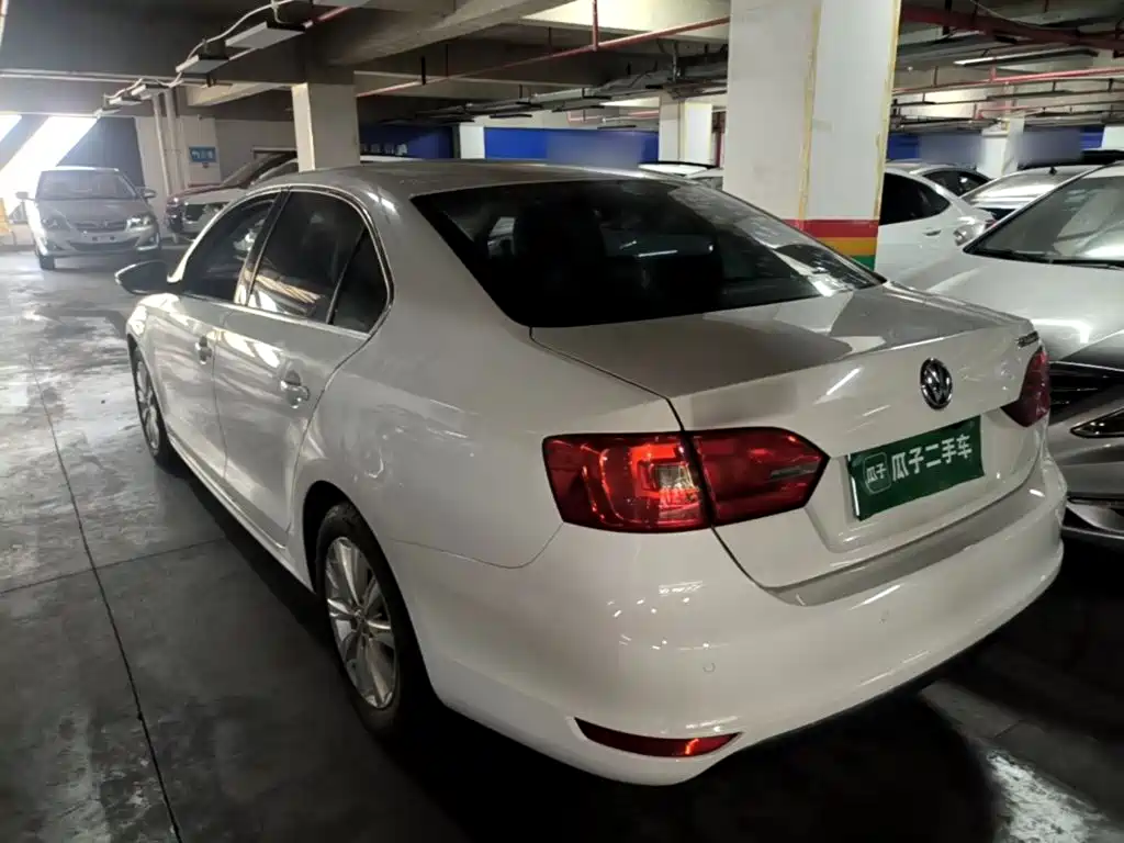 Volkswagen Sagitar — миниатюра 5