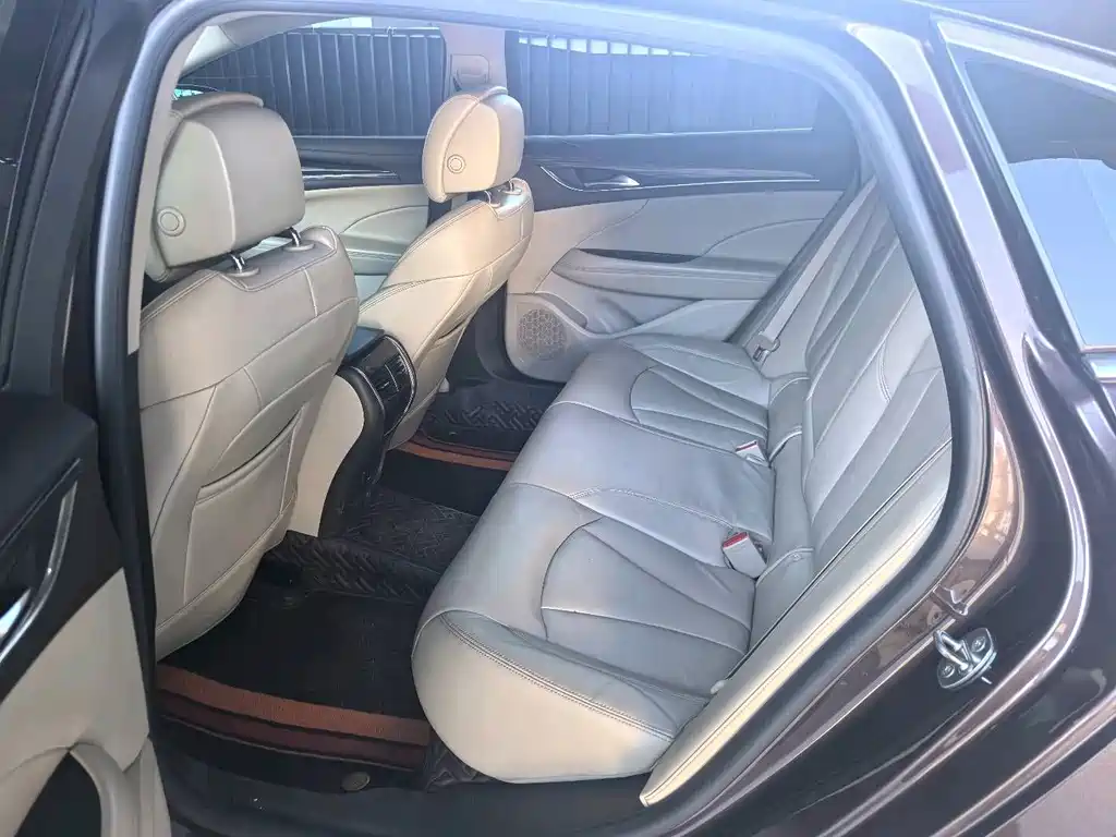 Buick LaCrosse — миниатюра 11