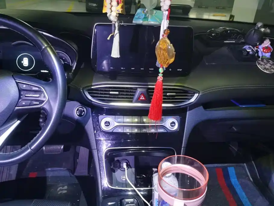 Hyundai Santa Fe — миниатюра 13