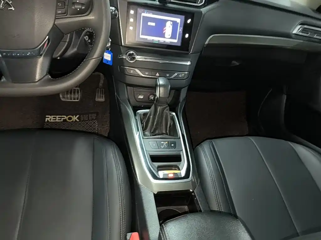 Peugeot 408 — миниатюра 14
