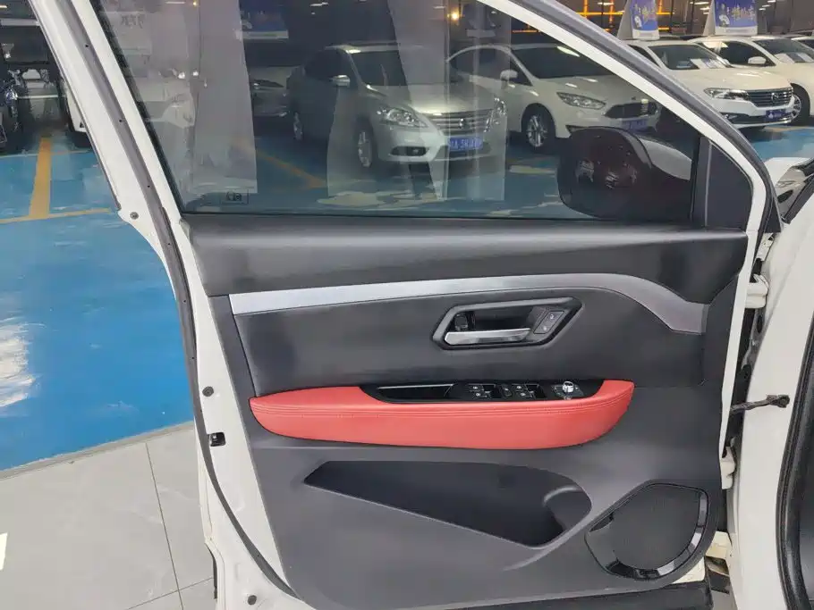 Haval H2s — миниатюра 7