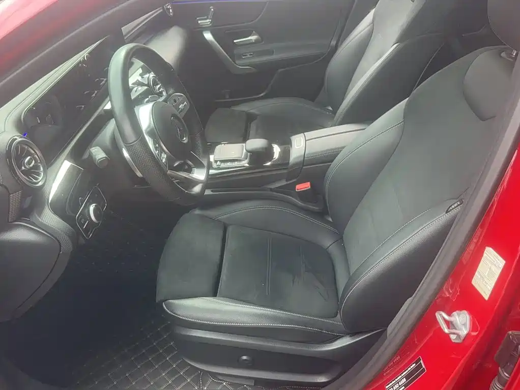 Mercedes-Benz A-Class — миниатюра 11