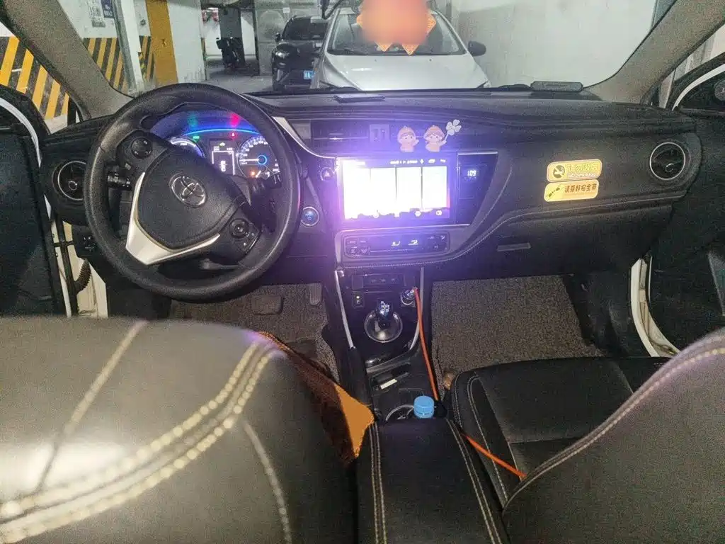 Toyota Corolla Hybrid — миниатюра 13