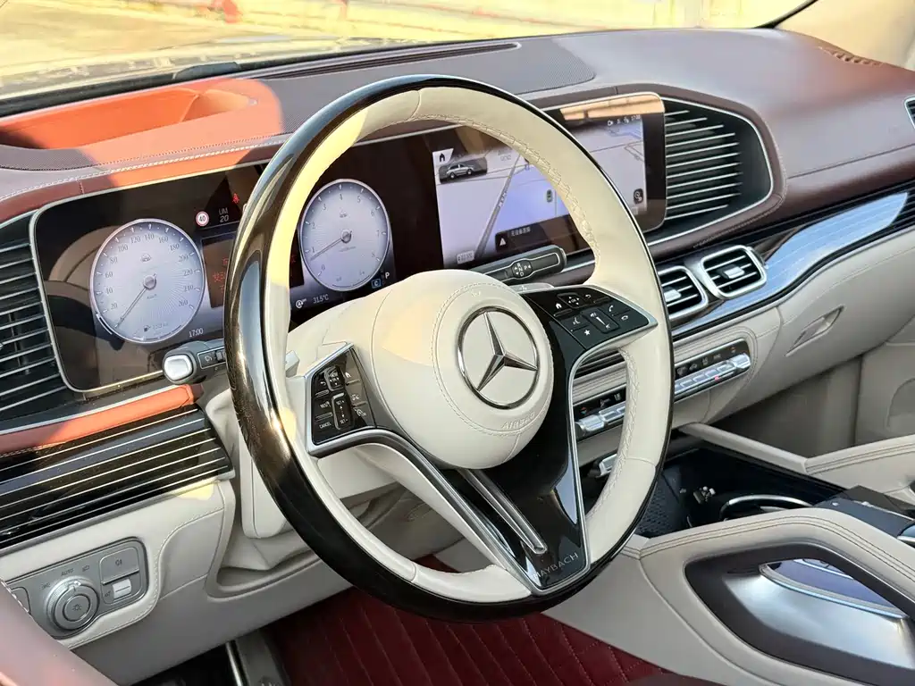 Mercedes-Benz GLS — миниатюра 13