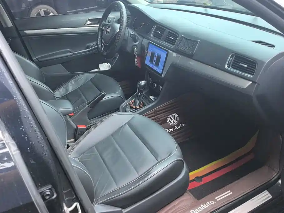 Volkswagen Lavida — миниатюра 8