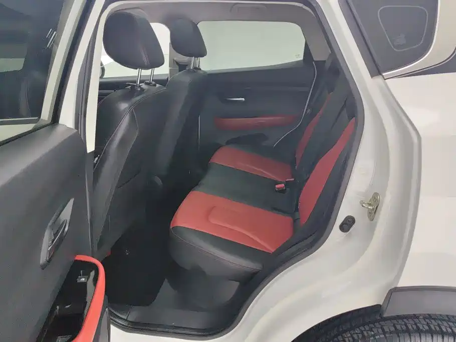 Haval H2s — миниатюра 11