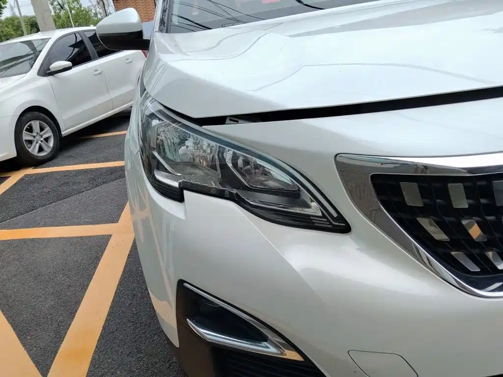 Peugeot 4008 — миниатюра 7