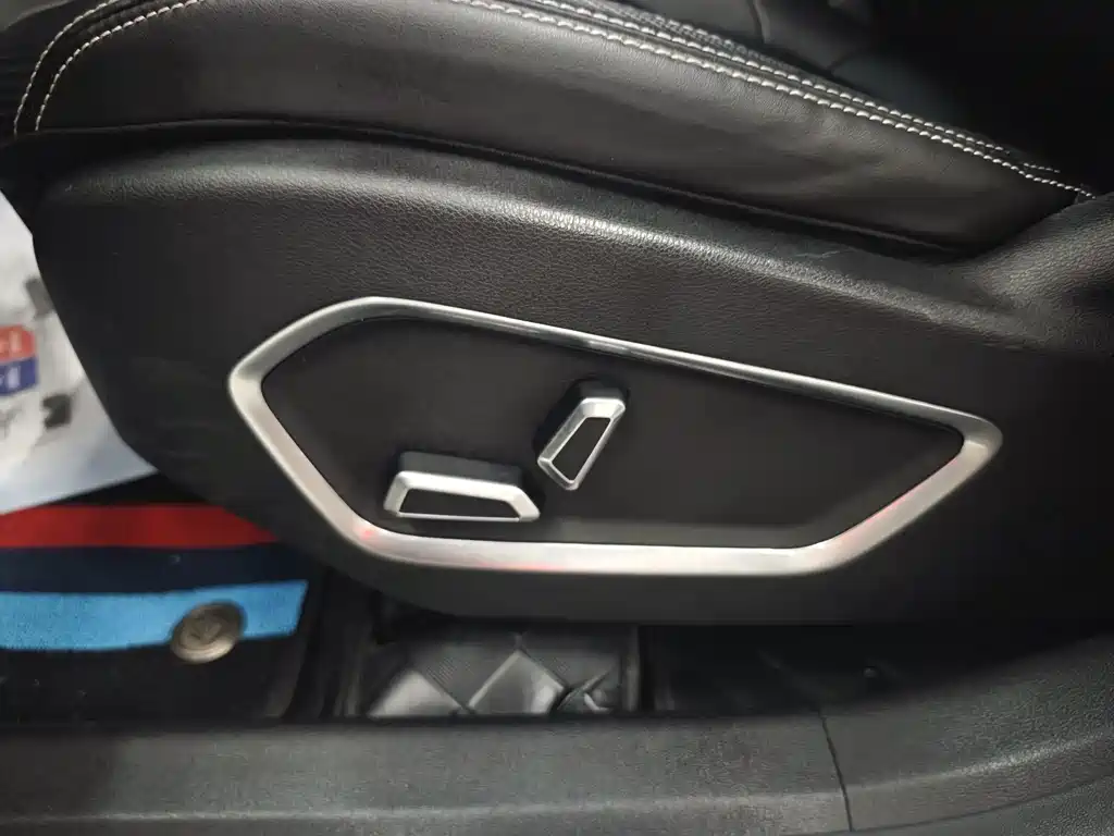 Geely Boyue — миниатюра 15