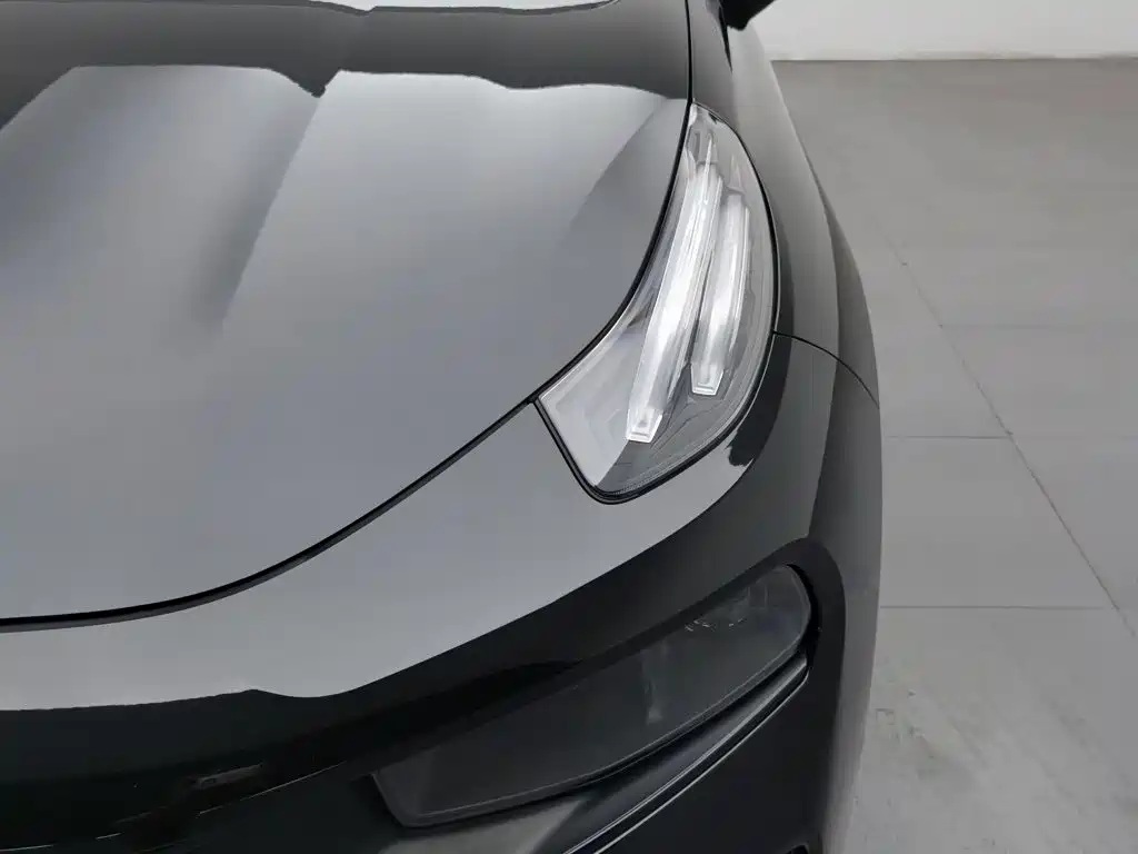 Lynk & Co 03 — миниатюра 7