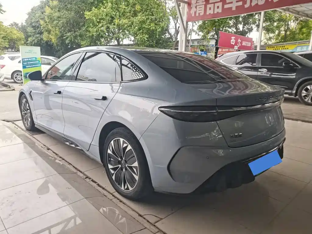 BYD Seal — миниатюра 9