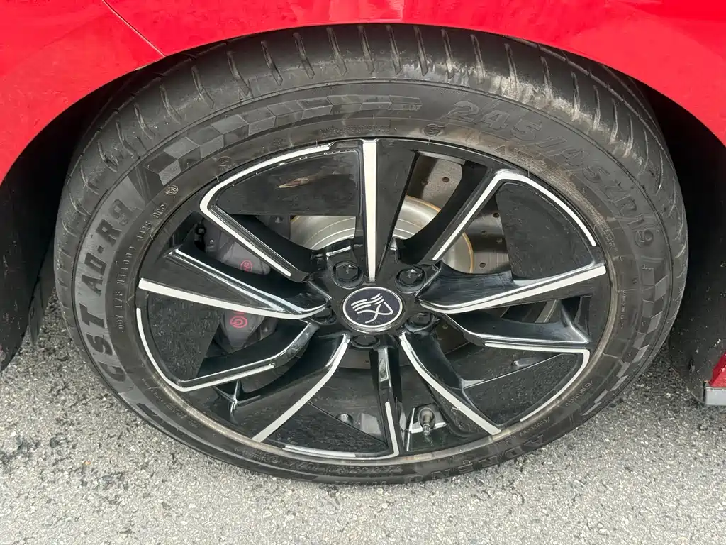 BYD Han — миниатюра 3