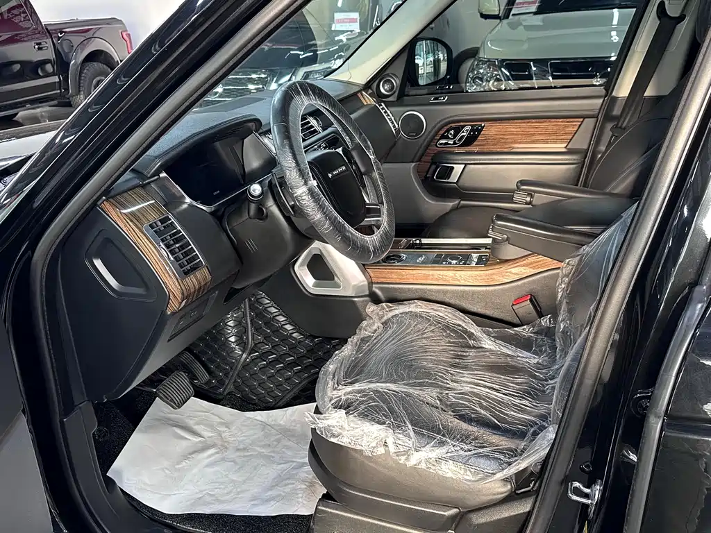 Land Rover Range Rover 2018 3.0 SC V6 Vogue Long Wheelbase