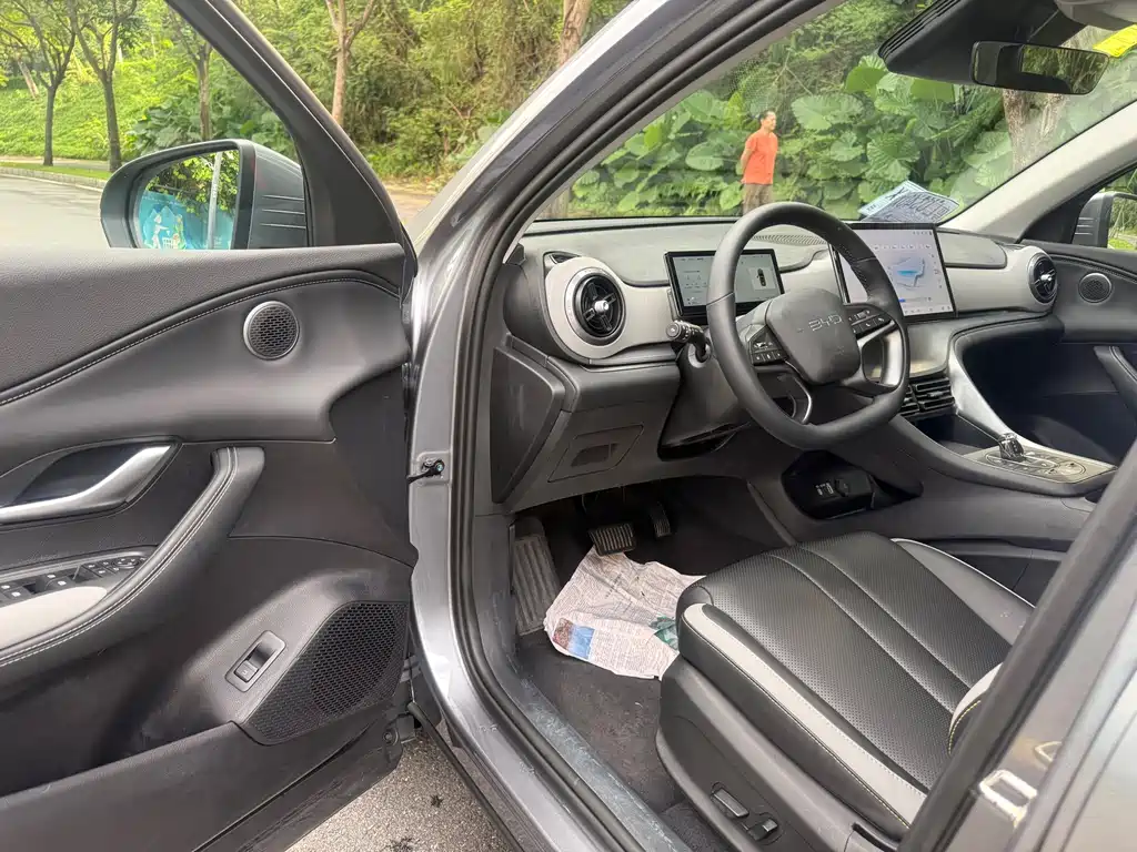 BYD Seal 05 DM-i — миниатюра 16