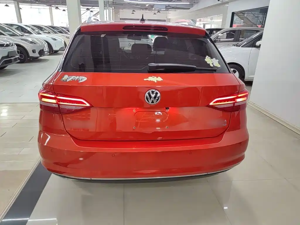 Volkswagen Lavida — миниатюра 6