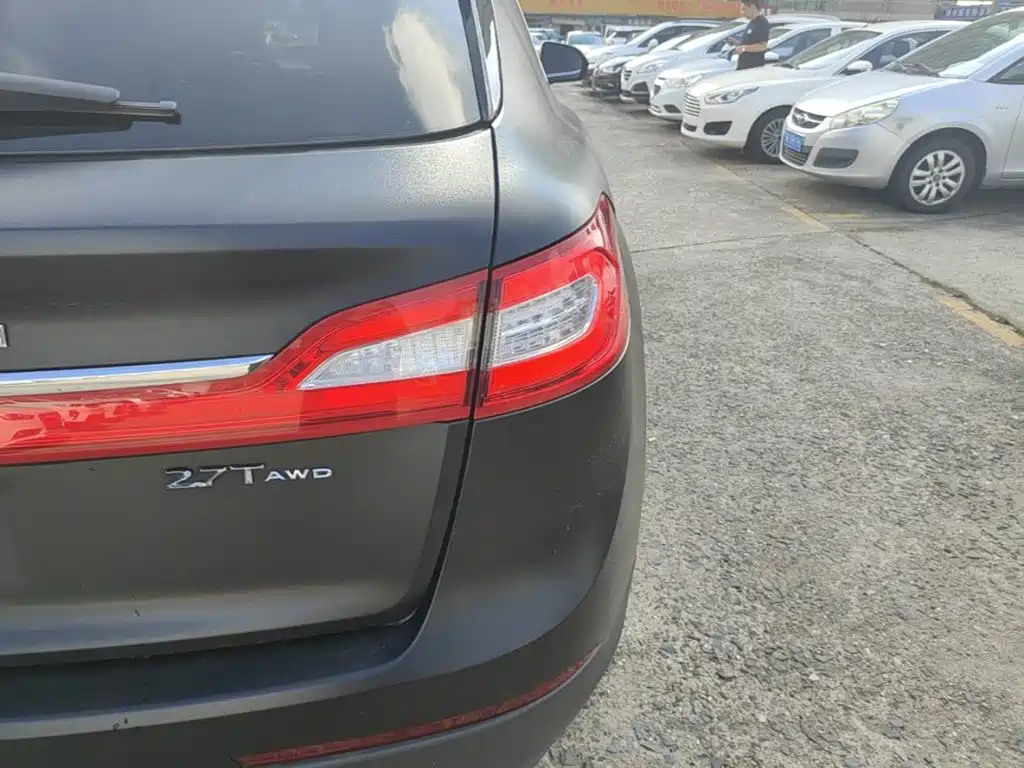 Lincoln MKX — миниатюра 8