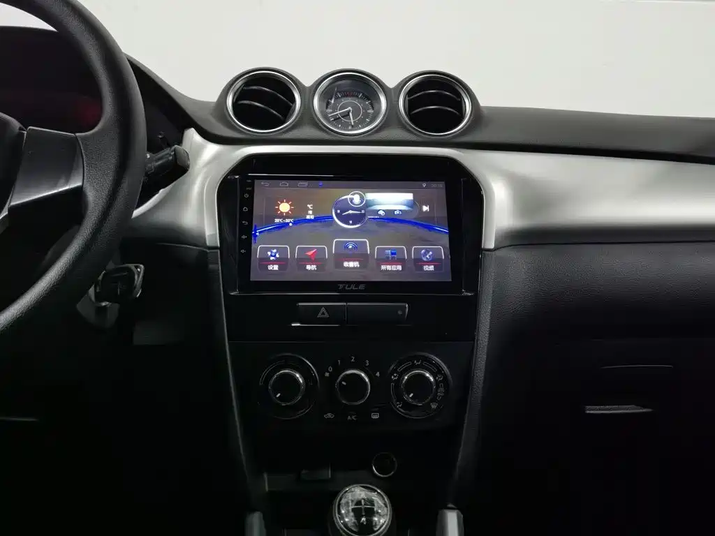 Suzuki Vitara — миниатюра 12