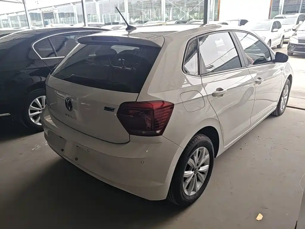 Volkswagen Polo — миниатюра 7