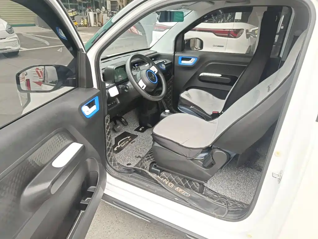 Wuling MINIEV — миниатюра 16