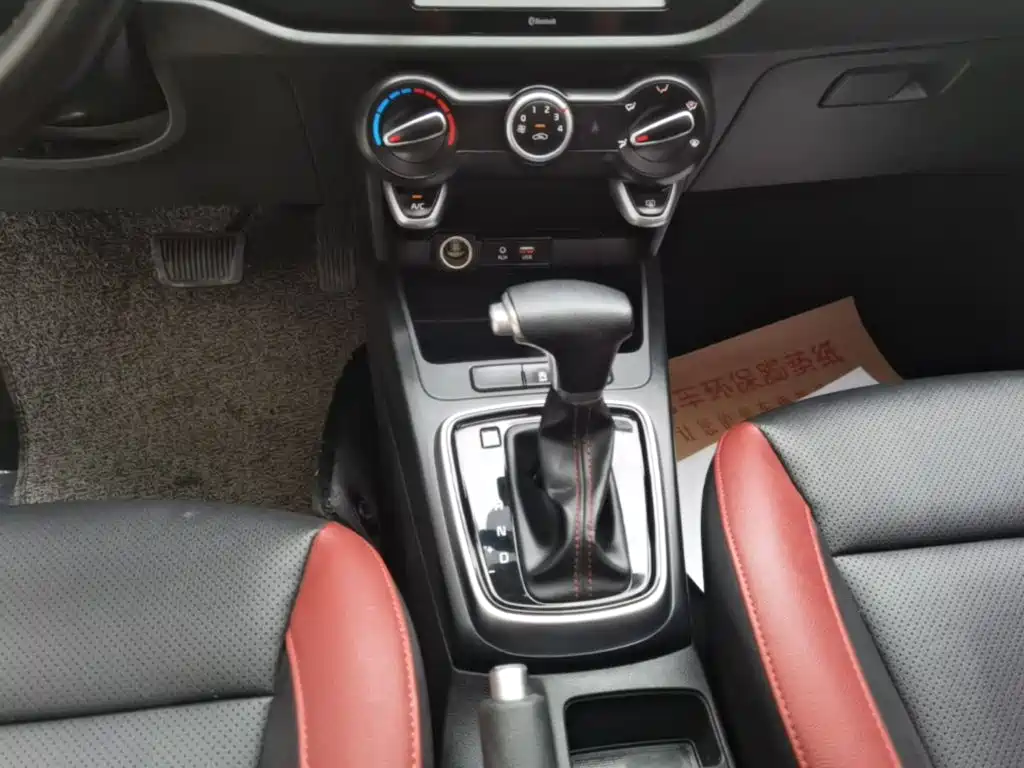 Kia KX Cross — миниатюра 14