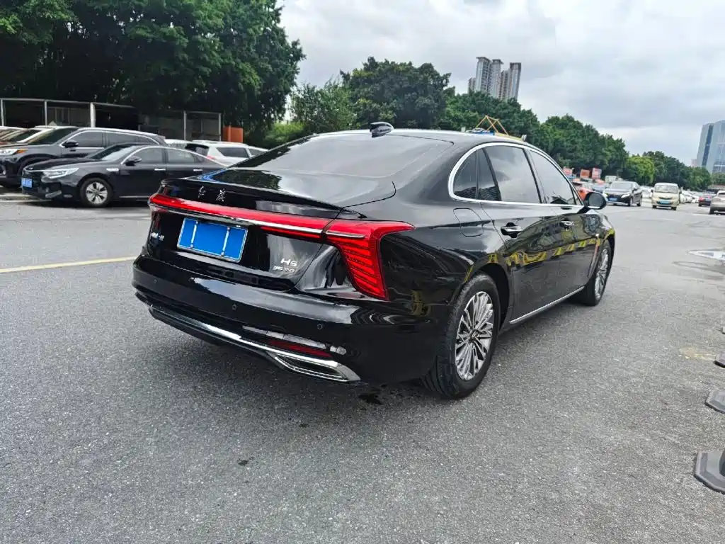 Hongqi Hongqi H5 — миниатюра 12