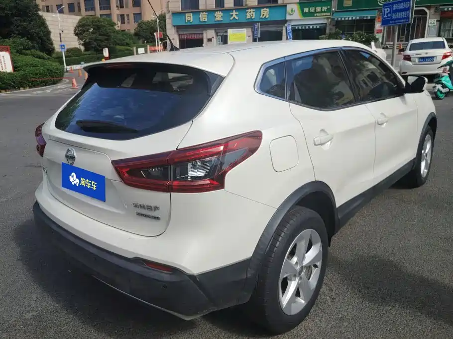 Nissan Qashqai — миниатюра 3