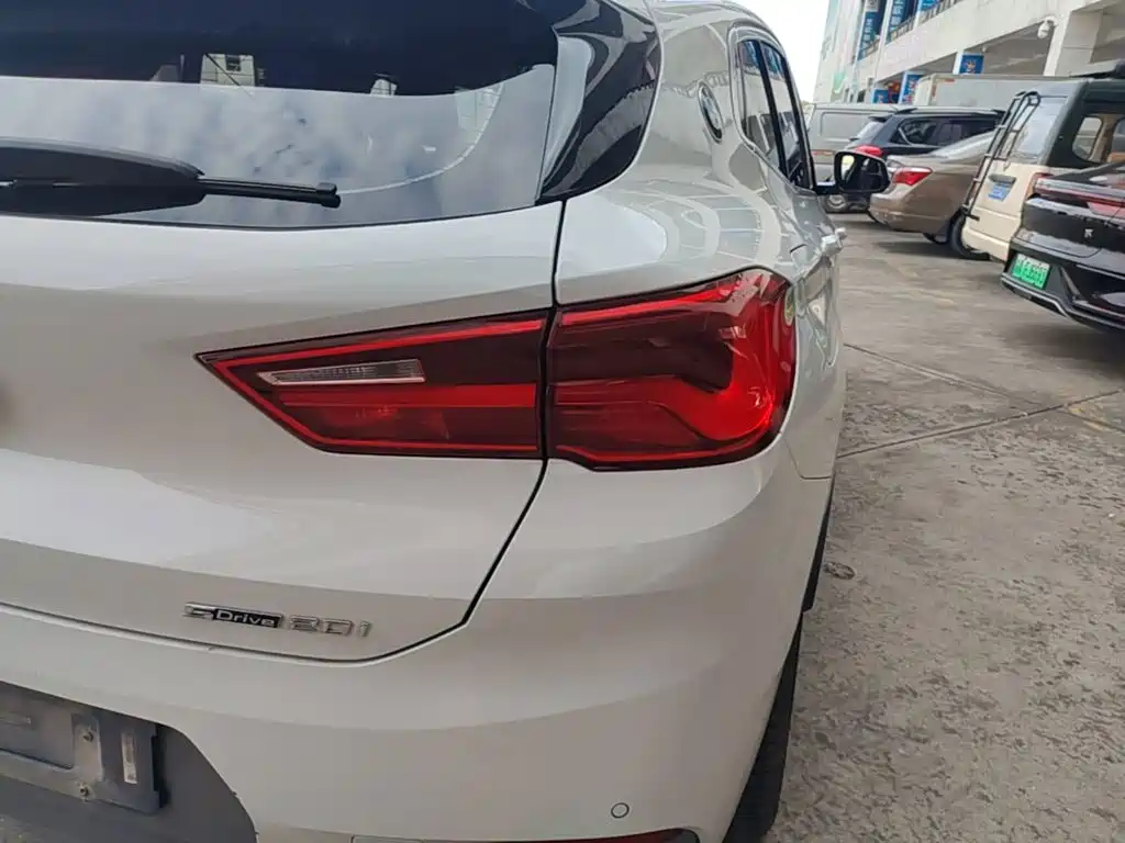 BMW X2 (Import) — миниатюра 8