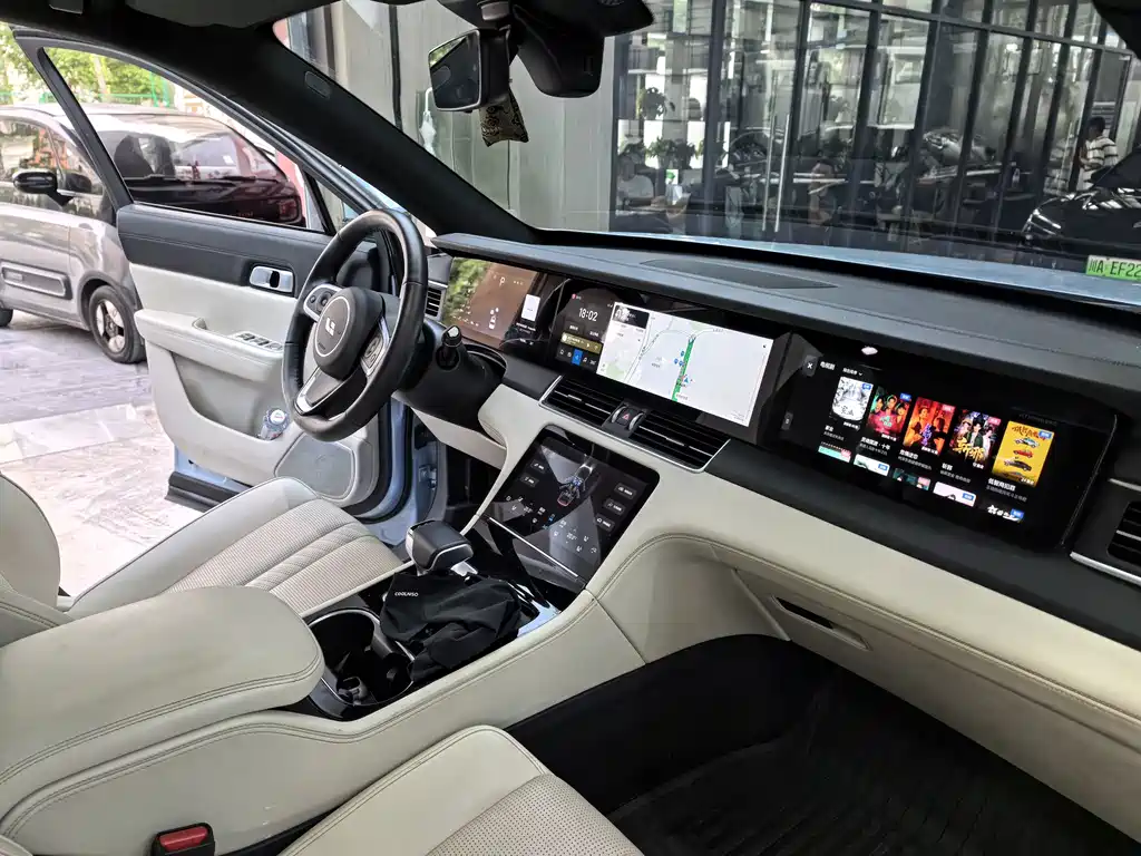 Li Auto Li ONE — миниатюра 18