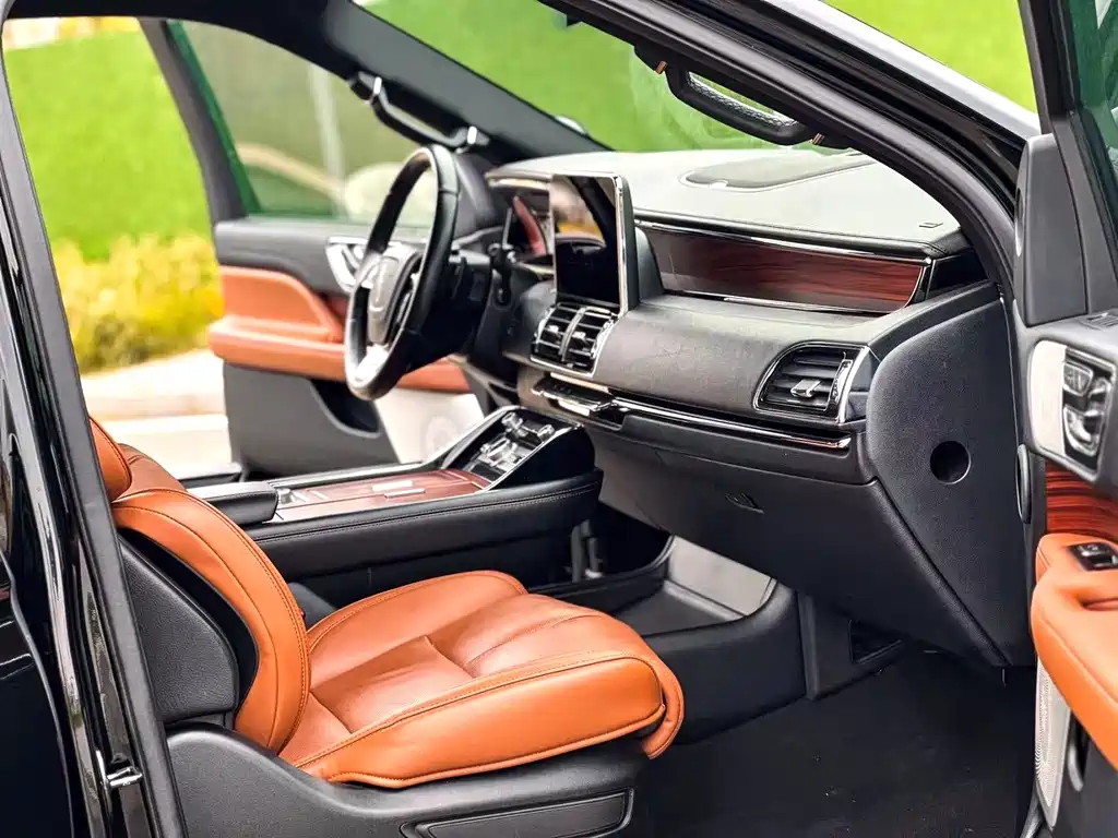 Lincoln Navigator 2018 3.5T V