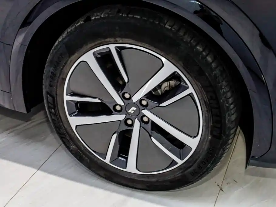 Li Auto Li L7 — миниатюра 30