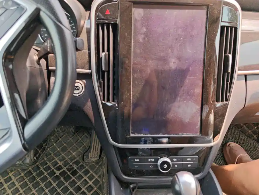 BYD MAX — миниатюра 13