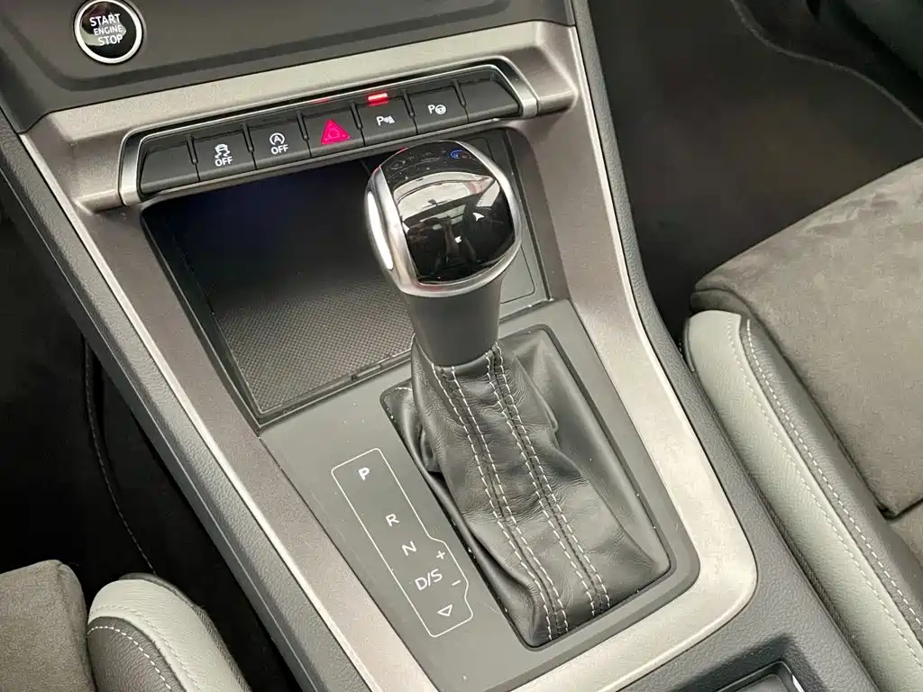 Audi Q3 — миниатюра 12