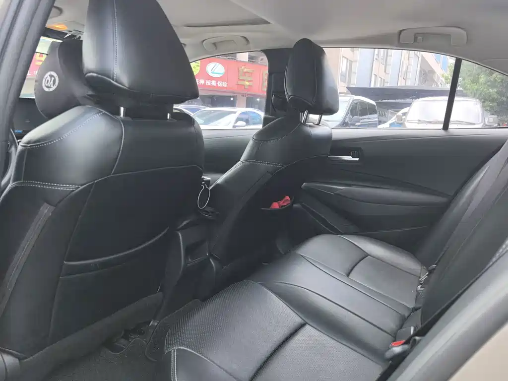 Toyota Corolla — миниатюра 7