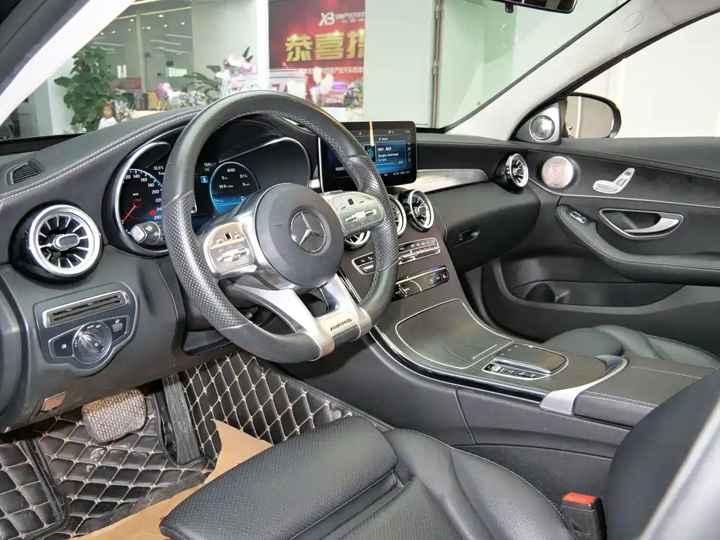 Mercedes-Benz C-Class — миниатюра 8