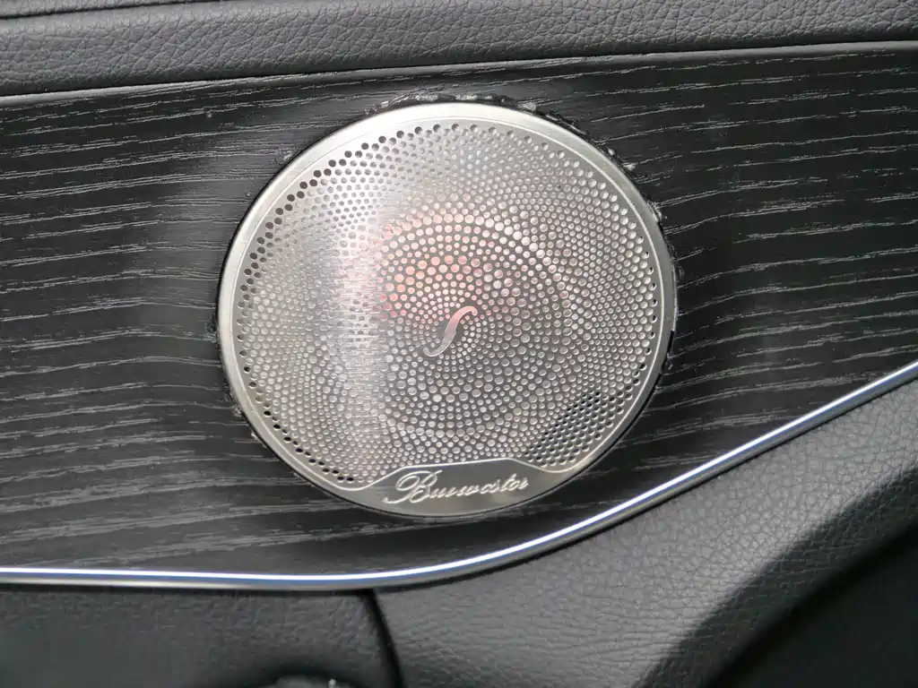 Mercedes-Benz C-Class — миниатюра 14