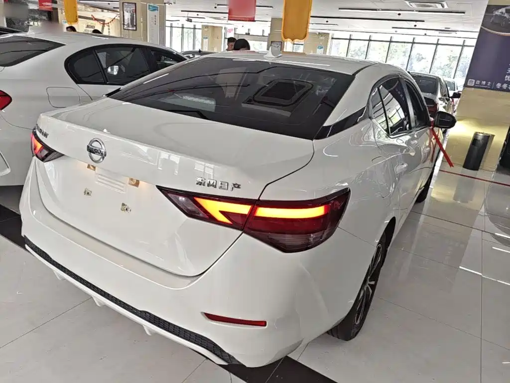 Nissan Sylphy — миниатюра 7