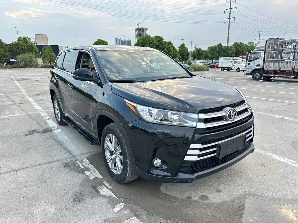 Toyota Highlander — миниатюра 3