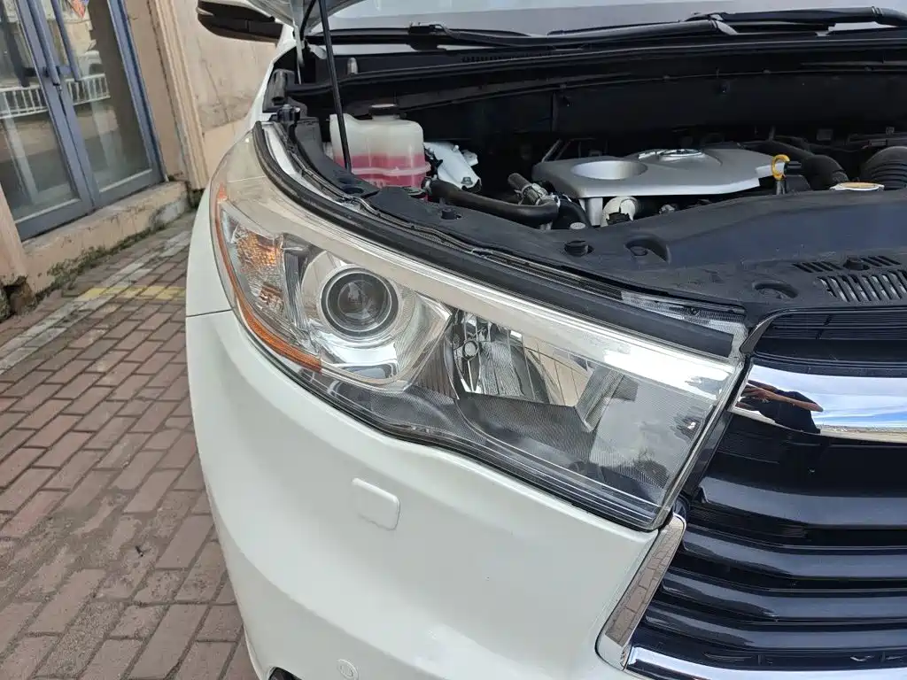 Toyota Highlander — миниатюра 7