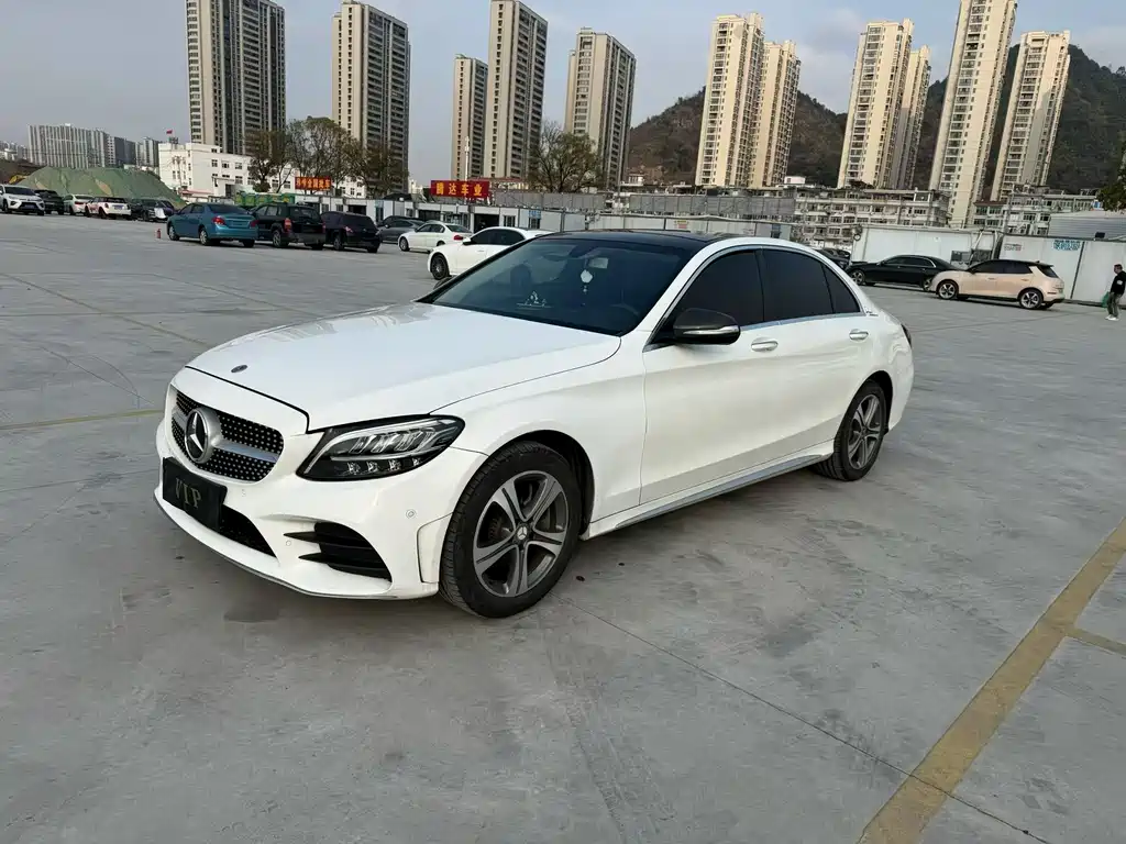 Mercedes-Benz C-Class 2019
