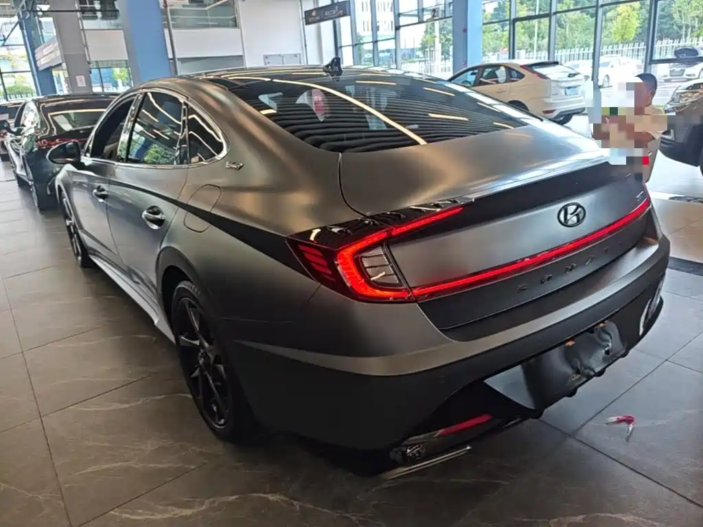 Hyundai Sonata — миниатюра 5