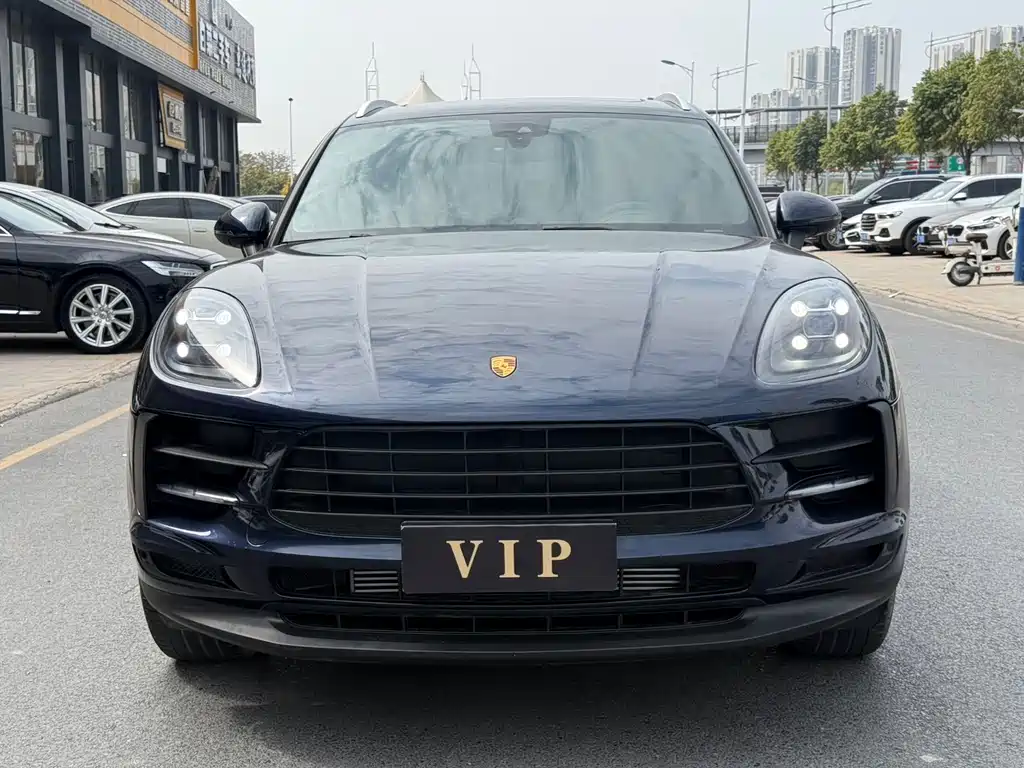 Porsche Macan — миниатюра 2