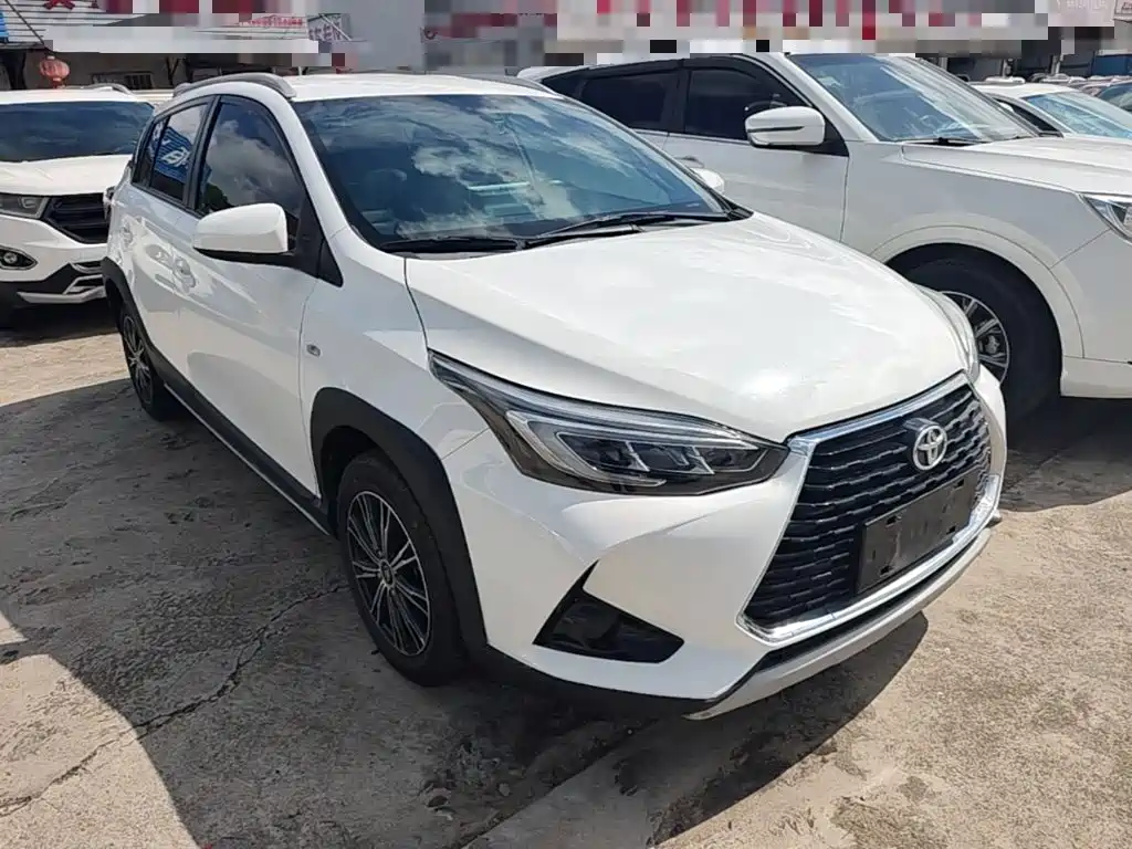 Toyota Yaris L — миниатюра 4