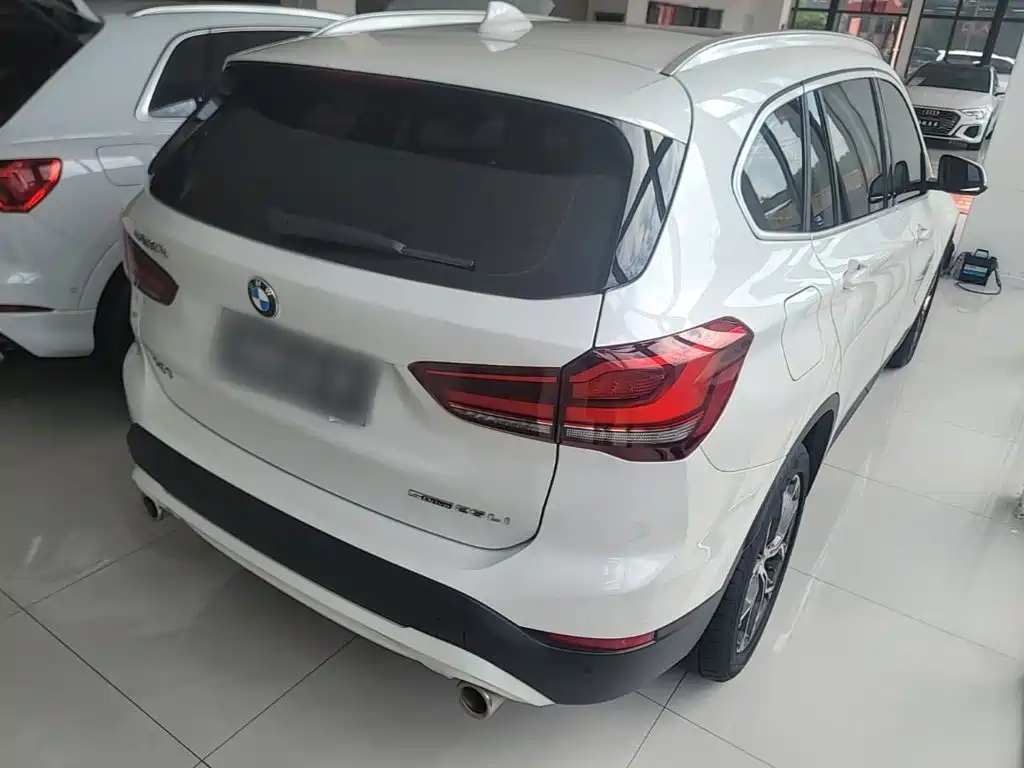 BMW X1 — миниатюра 7