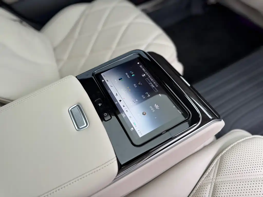 MERCEDES-BENZ MAYBACH S CLASS