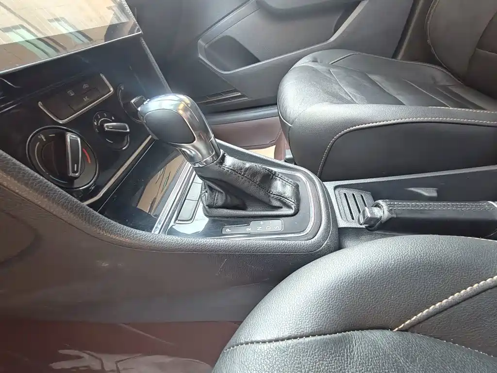 Kia K4 — миниатюра 21