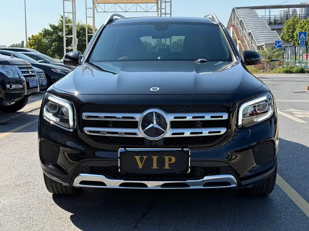 Mercedes-Benz GLB — миниатюра 2