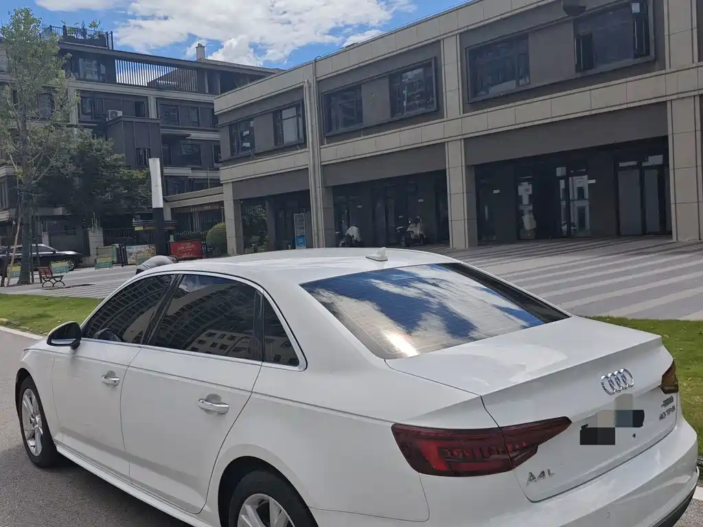 Audi A4L — миниатюра 9