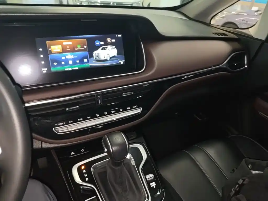GAC Motor Trumpchi M6 — миниатюра 13