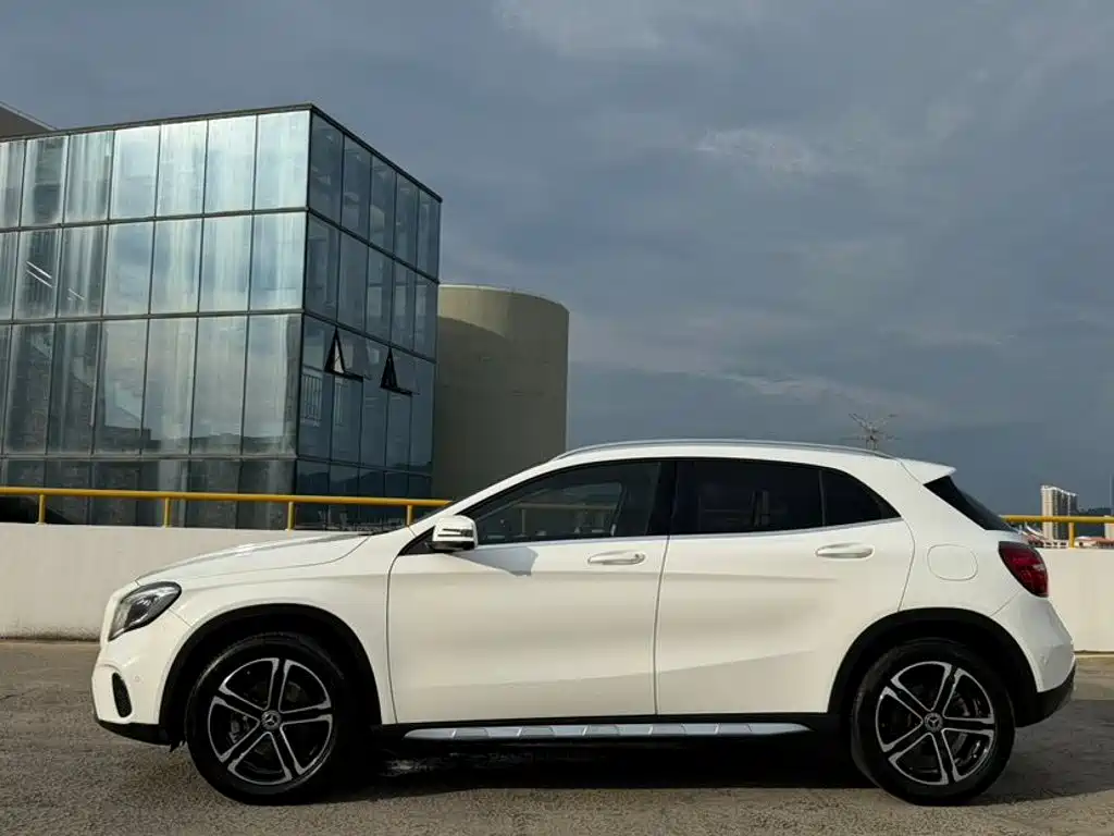 Mercedes-Benz GLA — миниатюра 5