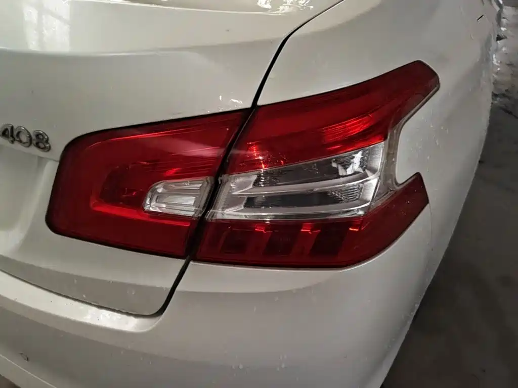 Peugeot 408 — миниатюра 8